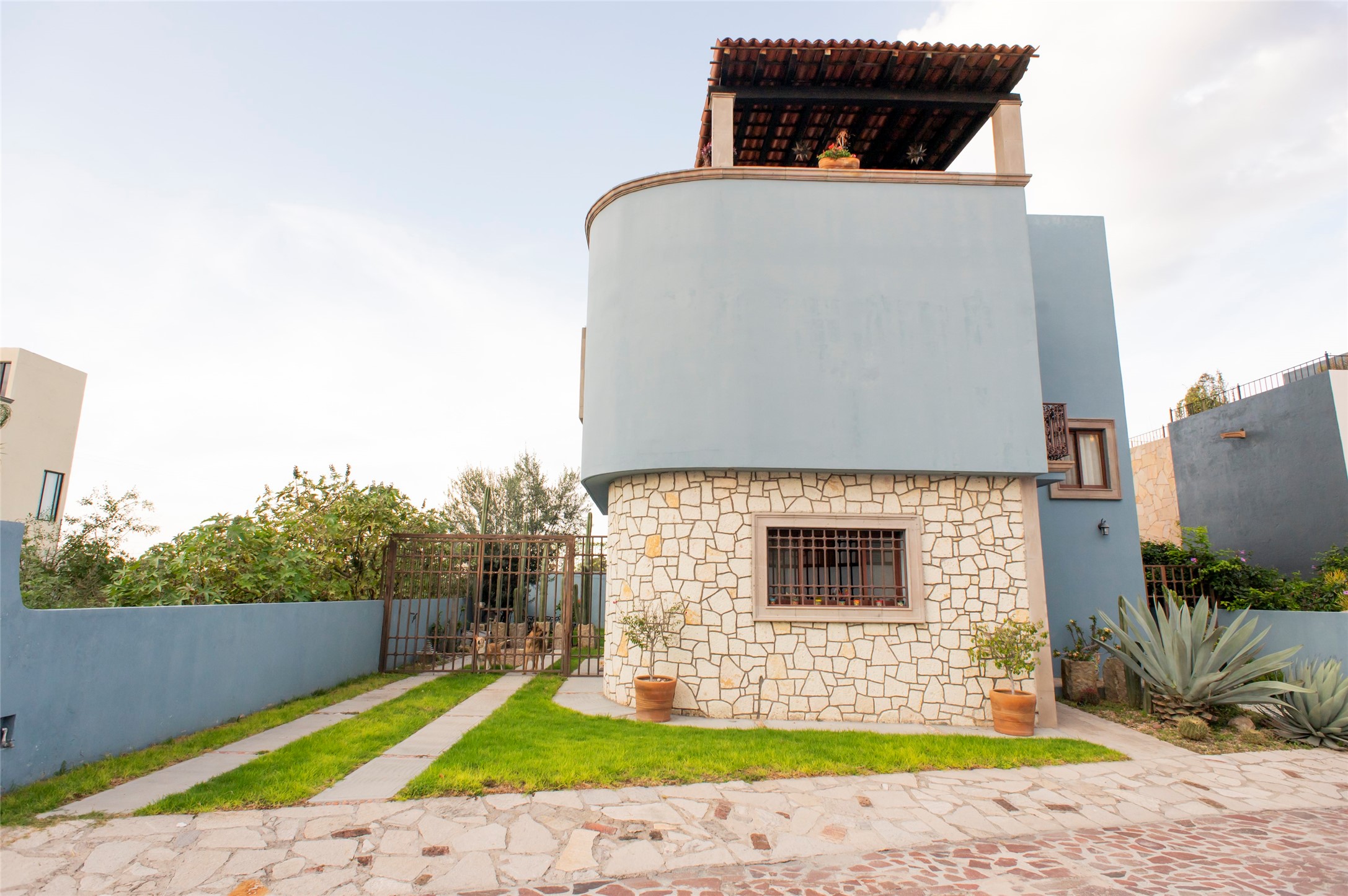 6 Camino Norte undefined, undefined 00000 - Photo 2 of 34 a view of swimming pool with yard