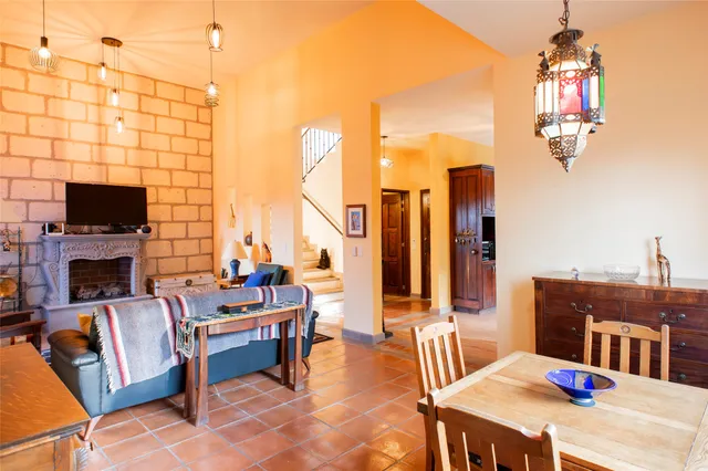 $499,000 | 6 Camino Norte