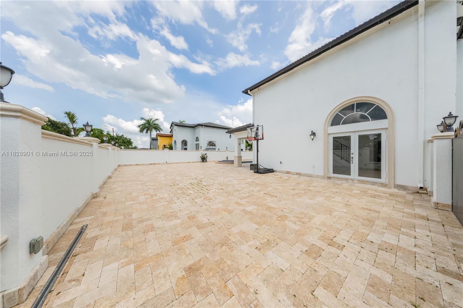 6102 Southwest 159th Court Miami, FL 33193 - Photo 40 of 44