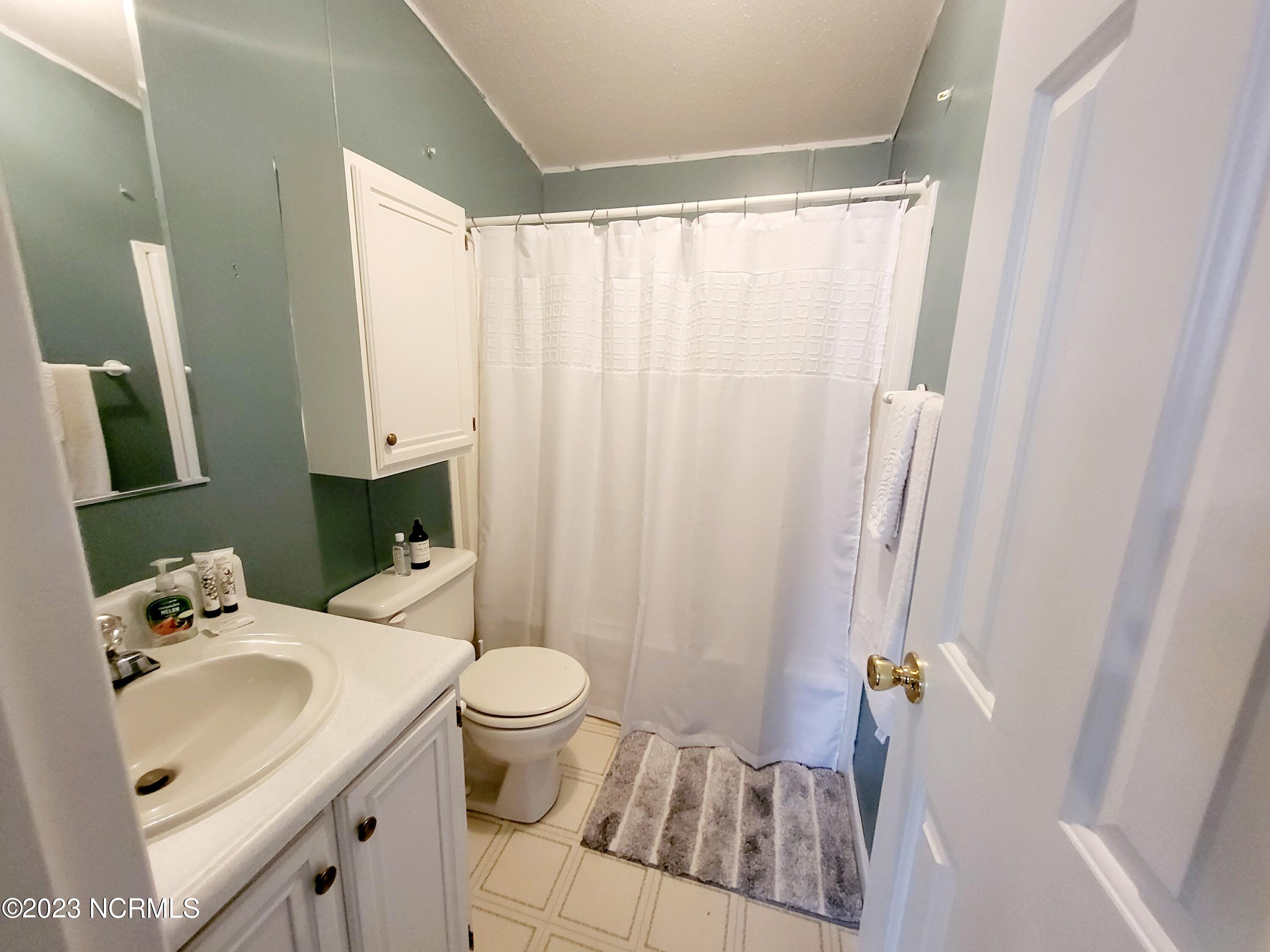 127 Apache Road Harrellsville, NC 27942 - Photo 10 of 11 Bathroom 2