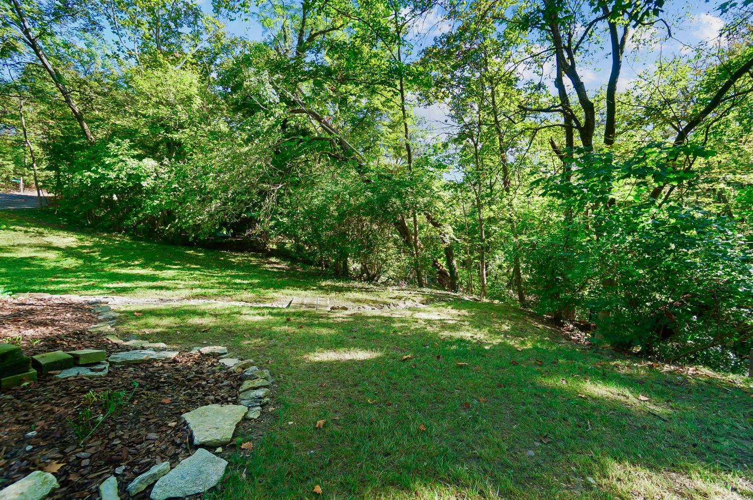 429 West Galbraith Road Cincinnati, OH 45215 - Photo 68 of 93