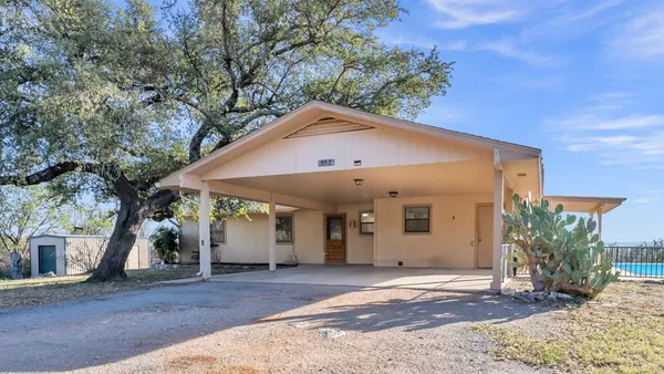 $2,700 | 352 Lookout Mountain, Kingsland, TX 78639