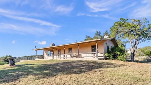 $2,700 | 352 Lookout Mountain, Kingsland, TX 78639