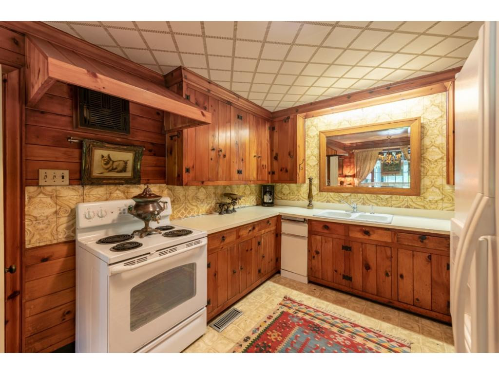 100 Earlway Road Bristol, TN 37620 - Photo 15 of 36 Photo 15