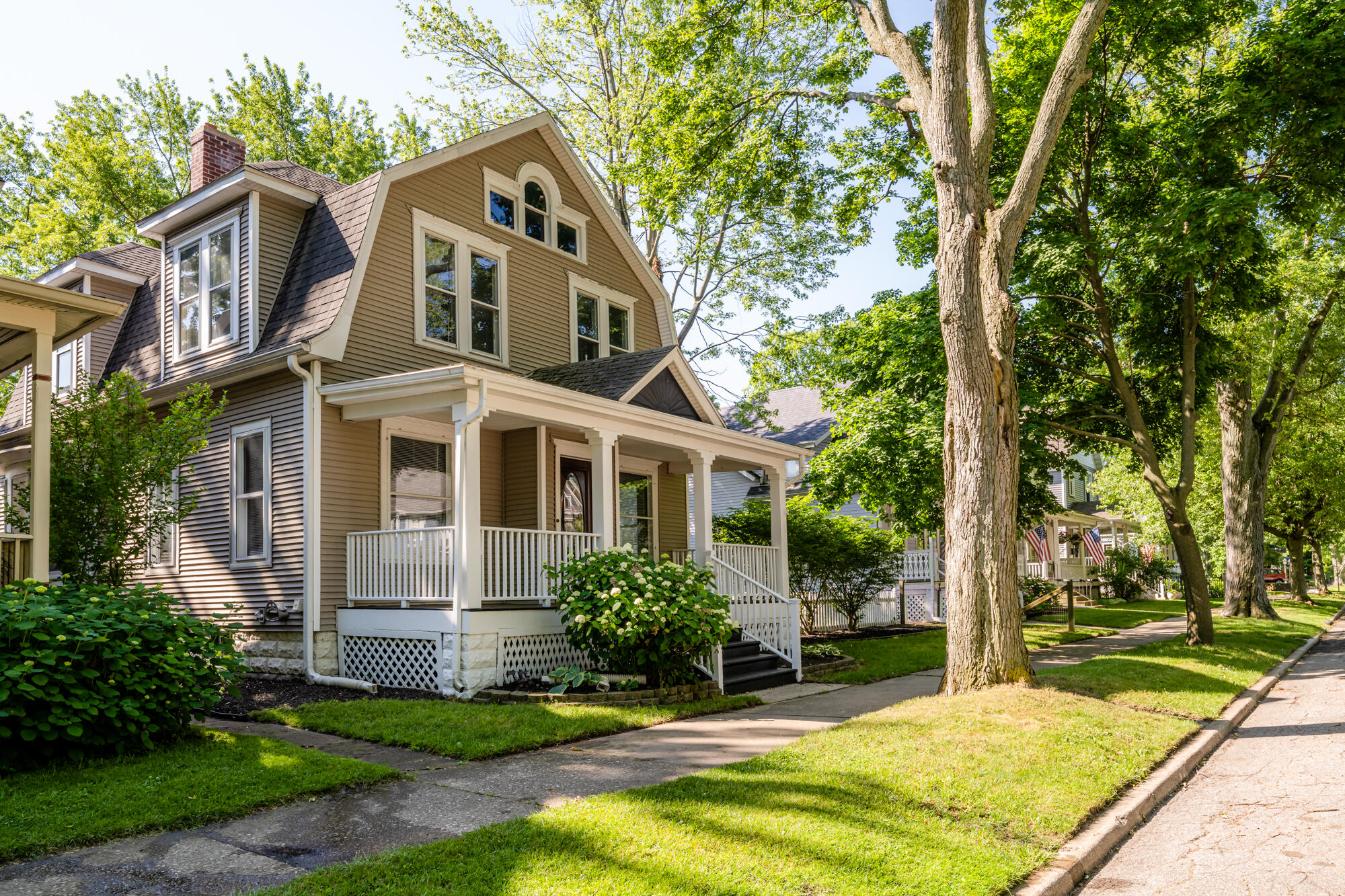 1007 State Street St. Joseph, MI 49085 - Photo 1 of 42 State-101
