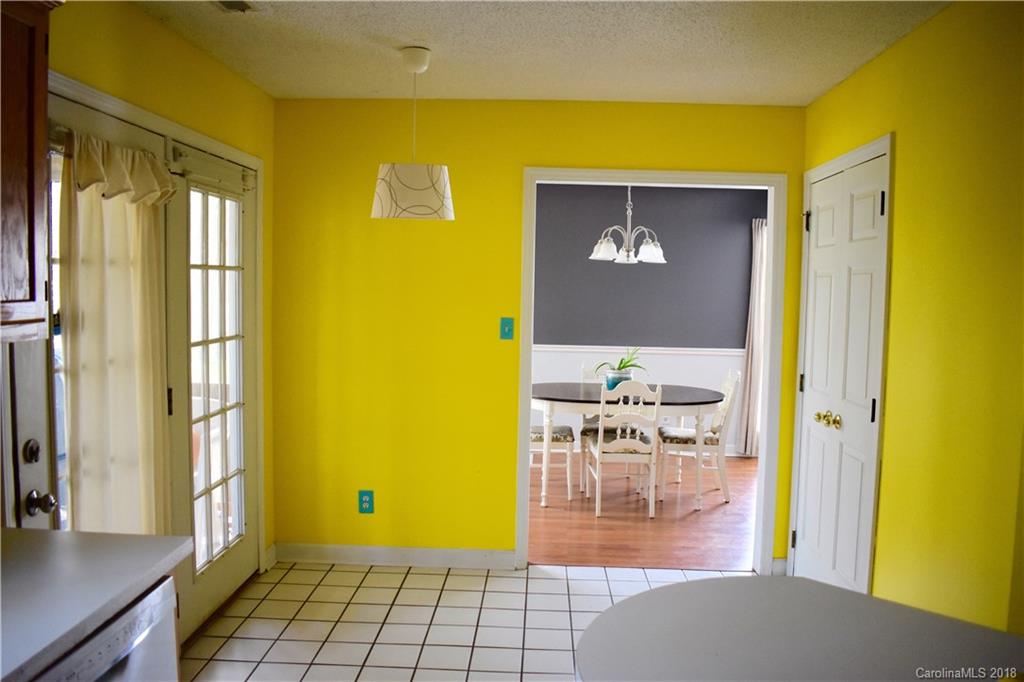 7206 Rothmore Street Charlotte, NC 28215 - Photo 5 of 32 Gallery Image 5