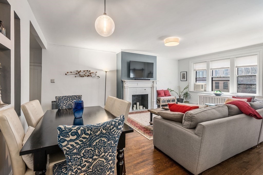 6 Lanark Road, Unit 1 Brookline, MA 02445 - Photo 5 of 19