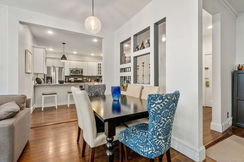 6 Lanark Road, Unit 1 Brookline, MA 02445 - Photo 7 of 19