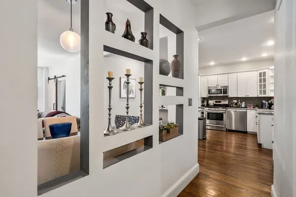 $5,300 | 6 Lanark Road, Unit 1, Brookline, MA 02445