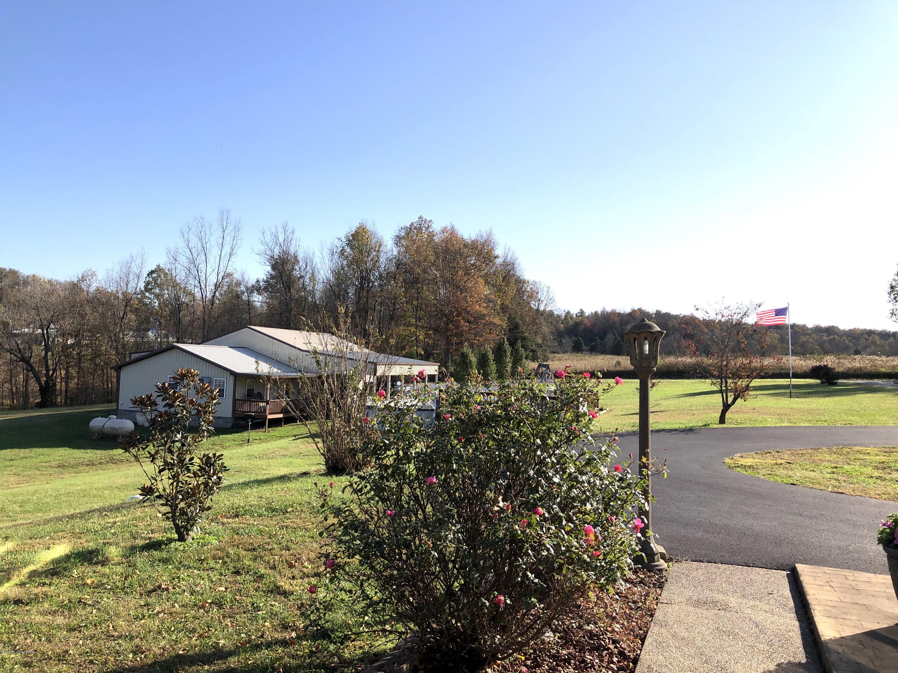 243 Old Peth Road Caneyville, KY 42721 - Photo 9 of 72 IMG-1203