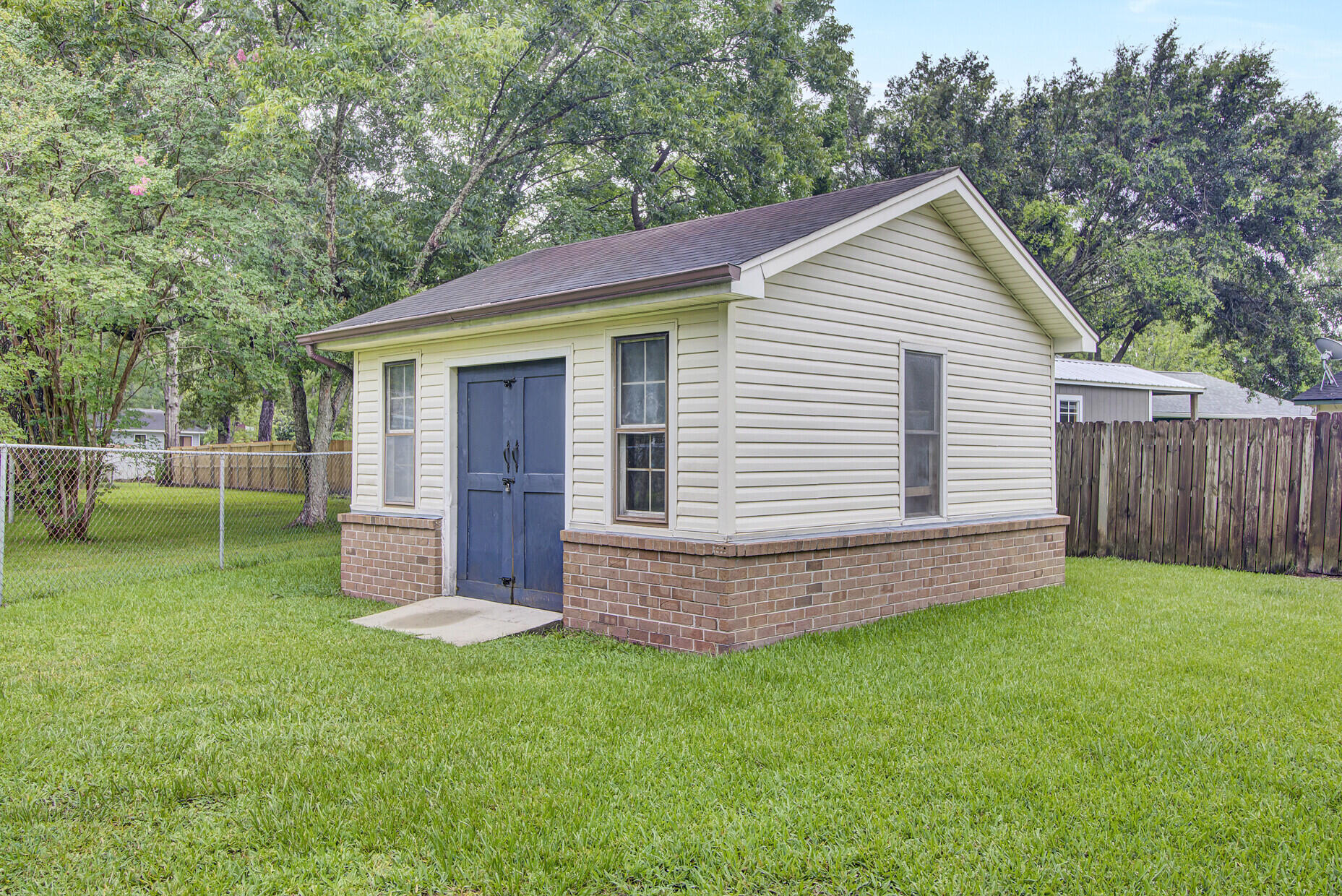 8000 Eberly Avenue North Charleston, SC 29420 - Photo 6 of 42 07_7_mls