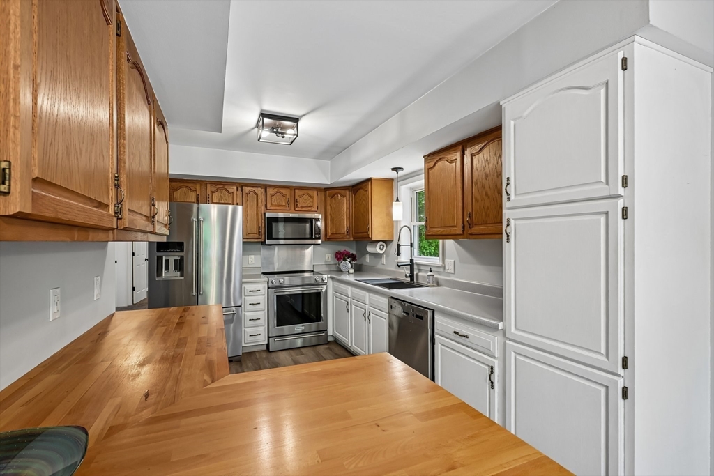 65 South Row Road Lunenburg, MA 01462 - Photo 14 of 41