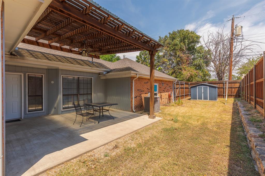 9703 Springtree Lane Dallas, TX 75243 - Photo 22 of 26 Gallery Image 22