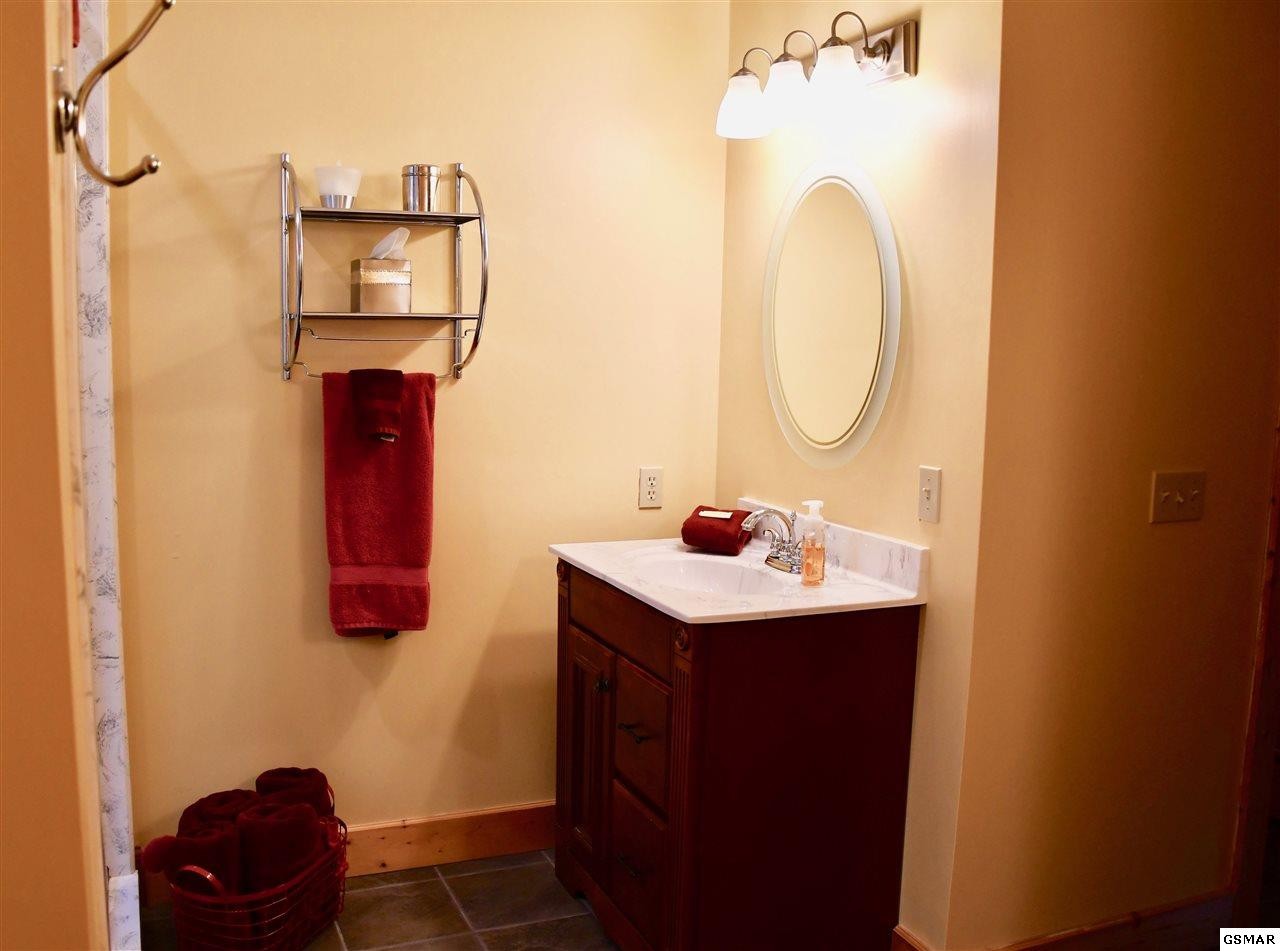 3539 Sugar Maple Loop Road Sevierville, TN 37862 - Photo 13 of 36 Gallery Image 13