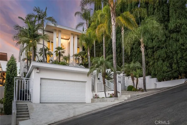 $16,300 | 1255 Hilldale Avenue, West Hollywood, CA 90069