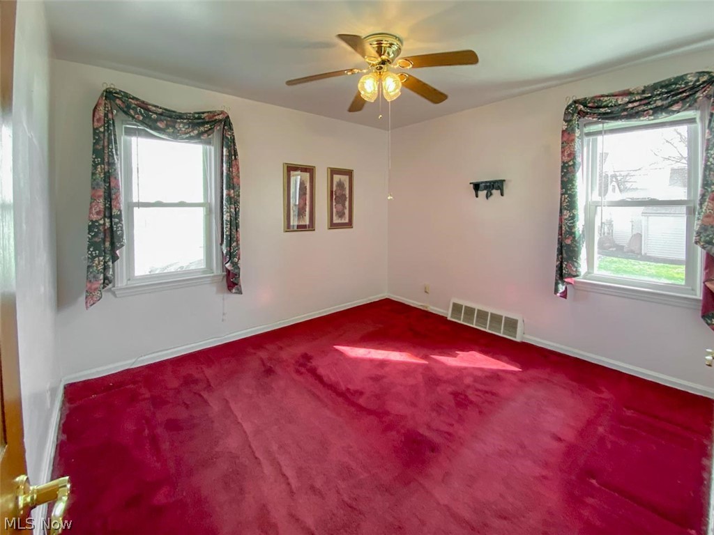 20702 Watson Road Maple Heights, OH 44137 - Photo 13 of 34 Gallery Image 13