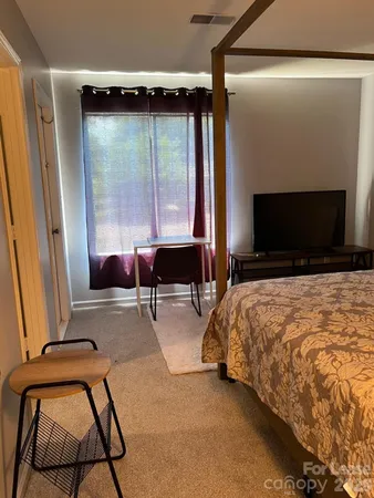 $2,800 | 4048 Tamerlane Drive, Charlotte, NC 28205