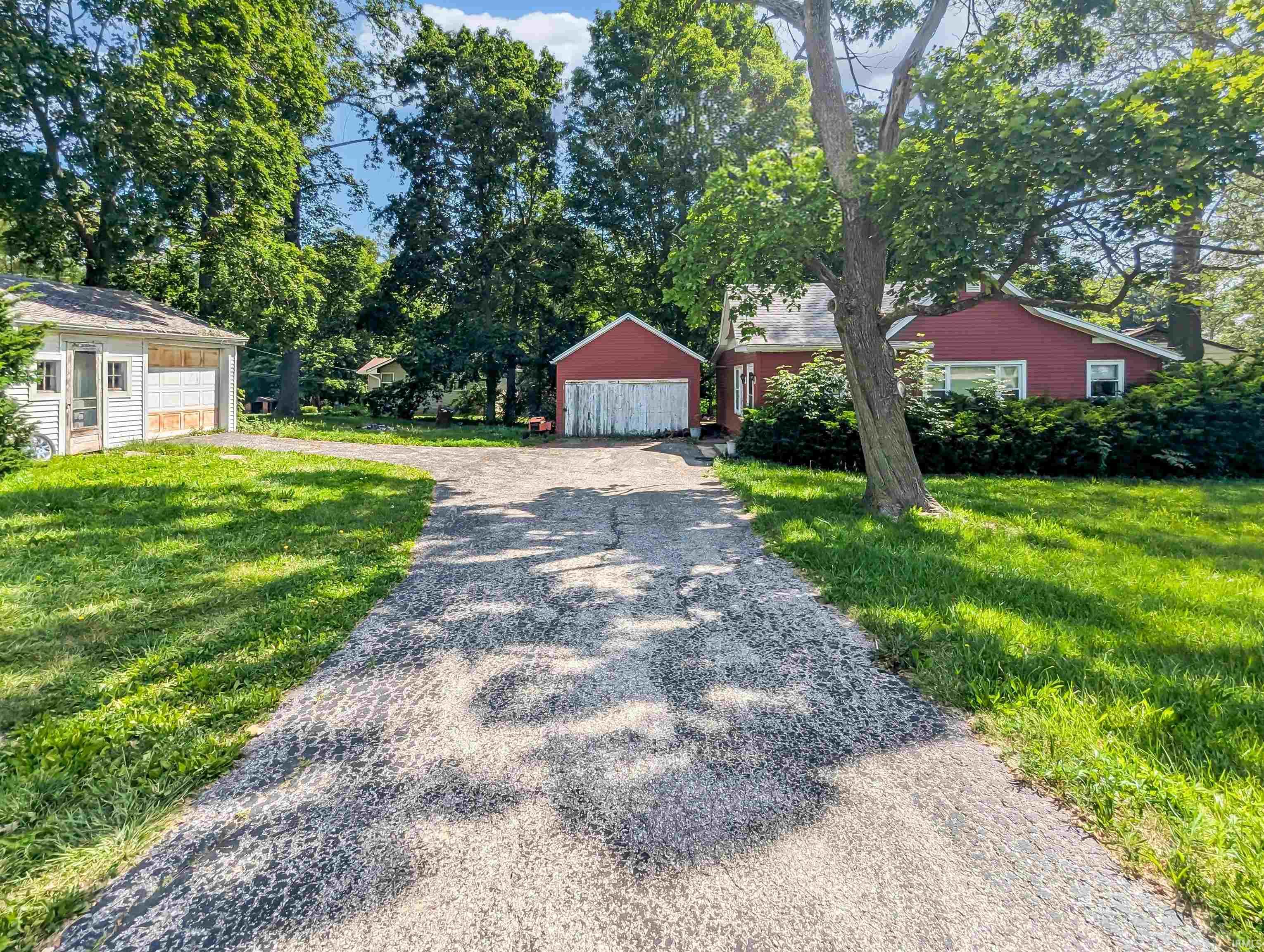 2314 North Wabash Road Marion, IN 46952 - Photo 2 of 35