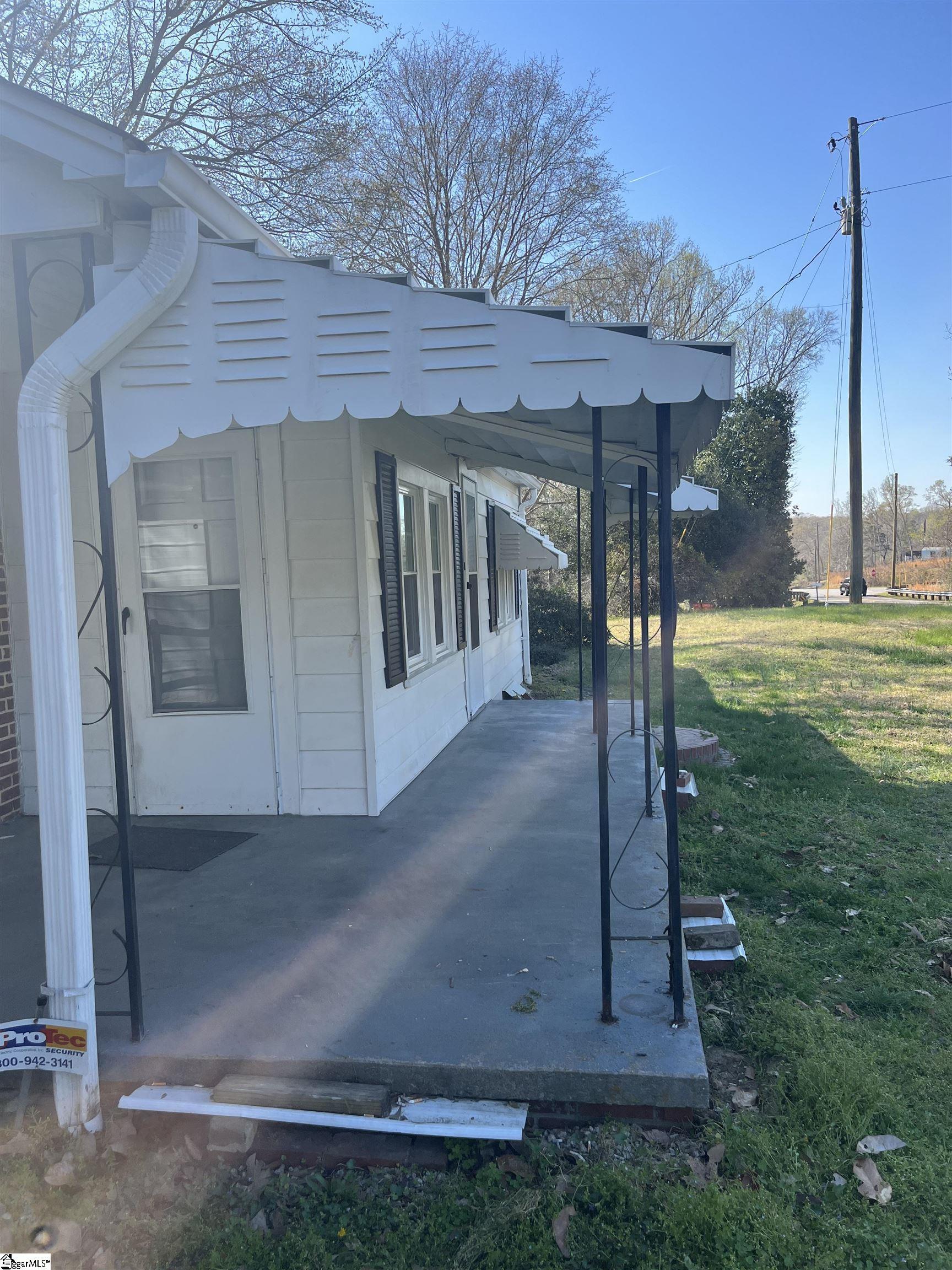 1273 Power House Road Ware Shoals, SC 29692 - Photo 5 of 28
