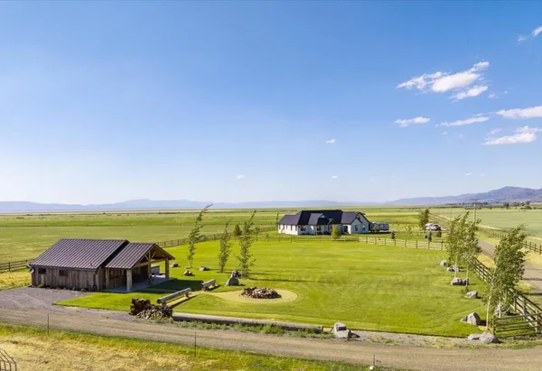 $4,200,000 | 56087 Highway 395, Davis Creek, CA 96108