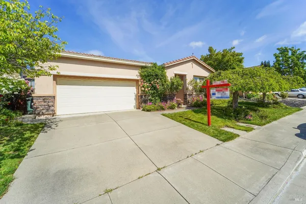 $719,000 | 10 Vía Marciana, American Canyon, CA 94503
