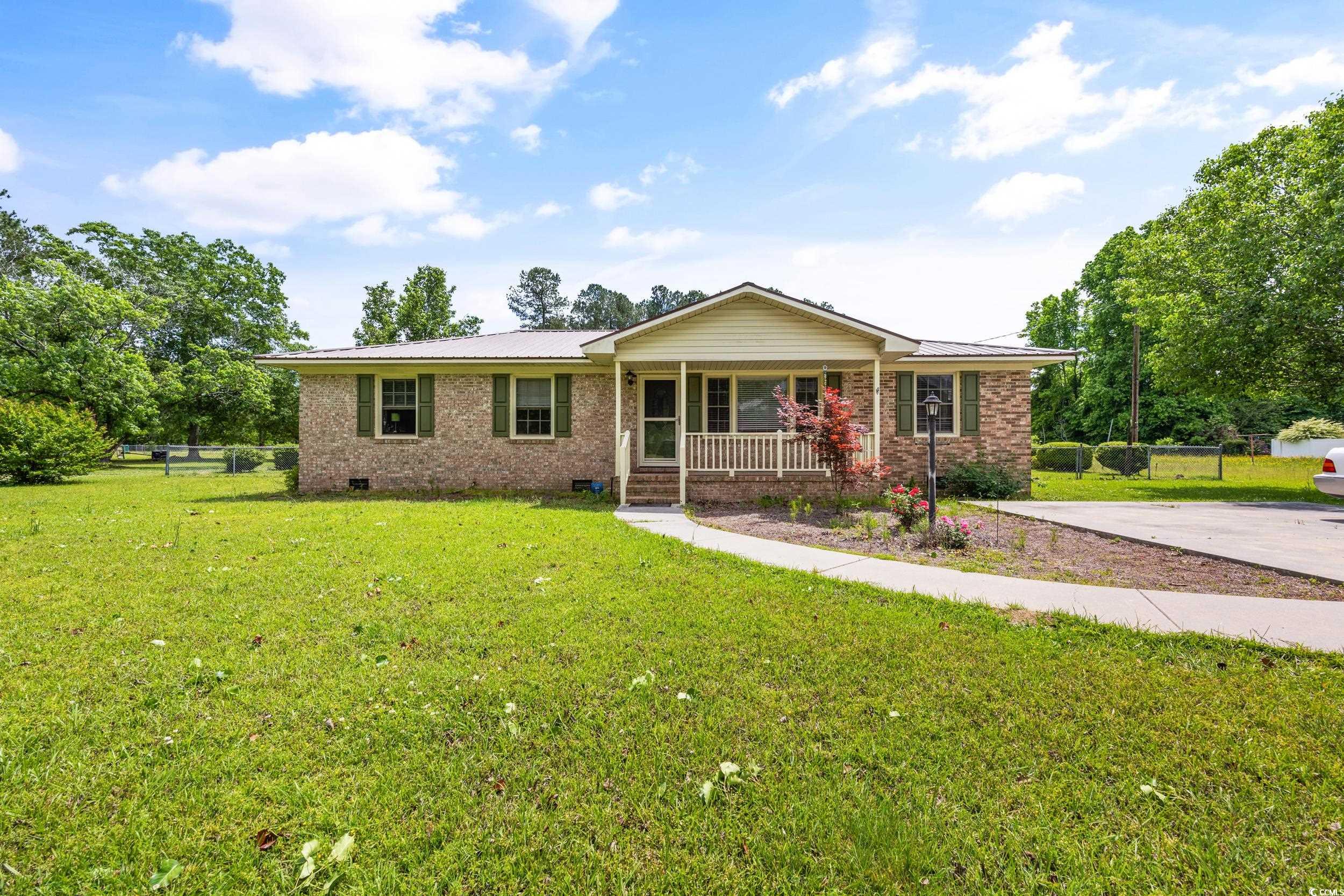 129 Meadowview Road Marion, SC 29571 - Photo 5 of 40