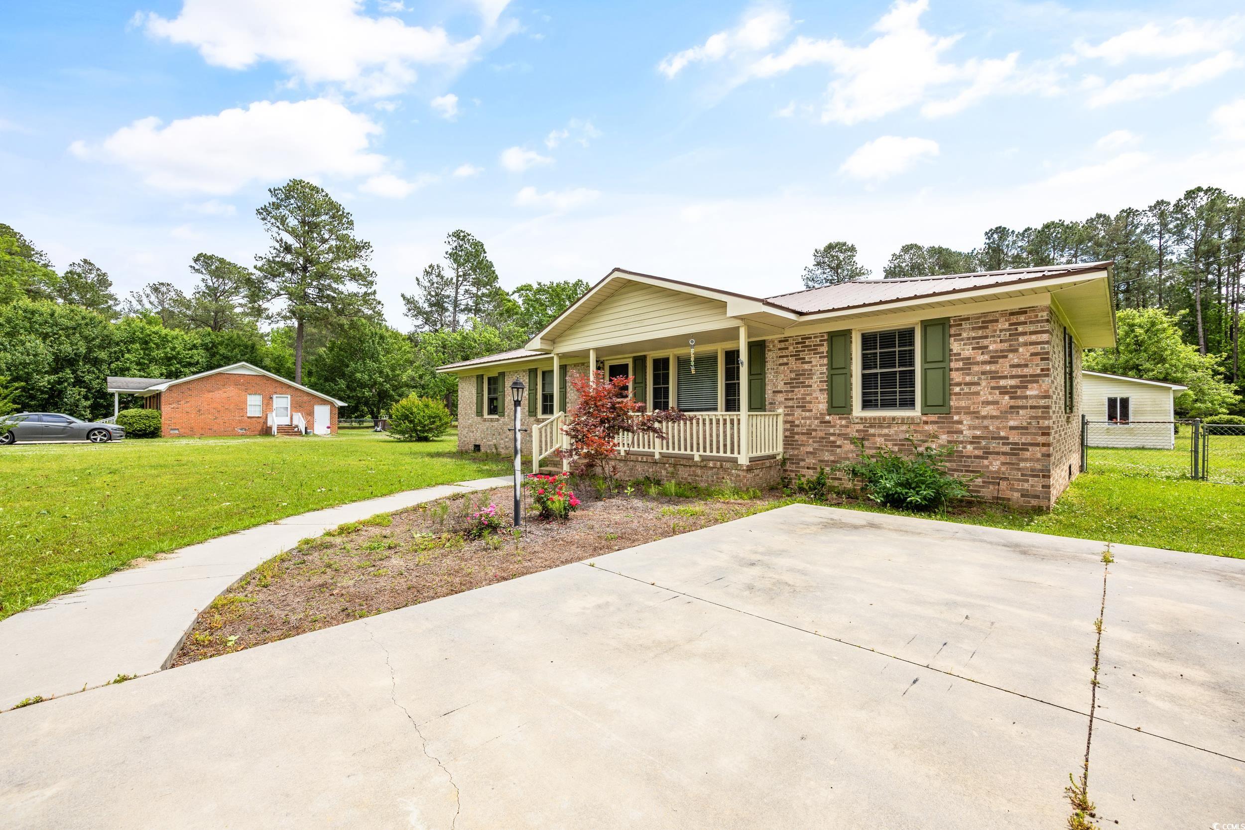 129 Meadowview Road Marion, SC 29571 - Photo 7 of 40