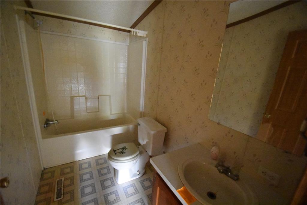 8175 West 875 South Pendleton, IN 46064 - Photo 19 of 20 Gallery Image 19