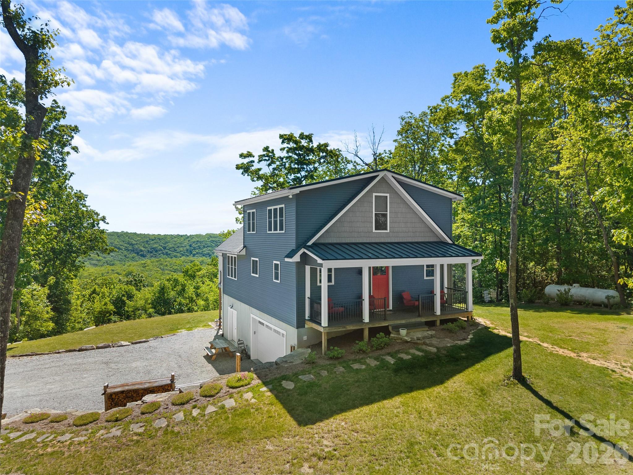 852 Marshall Ridge Road Hendersonville, NC 28792 - Photo 3 of 47