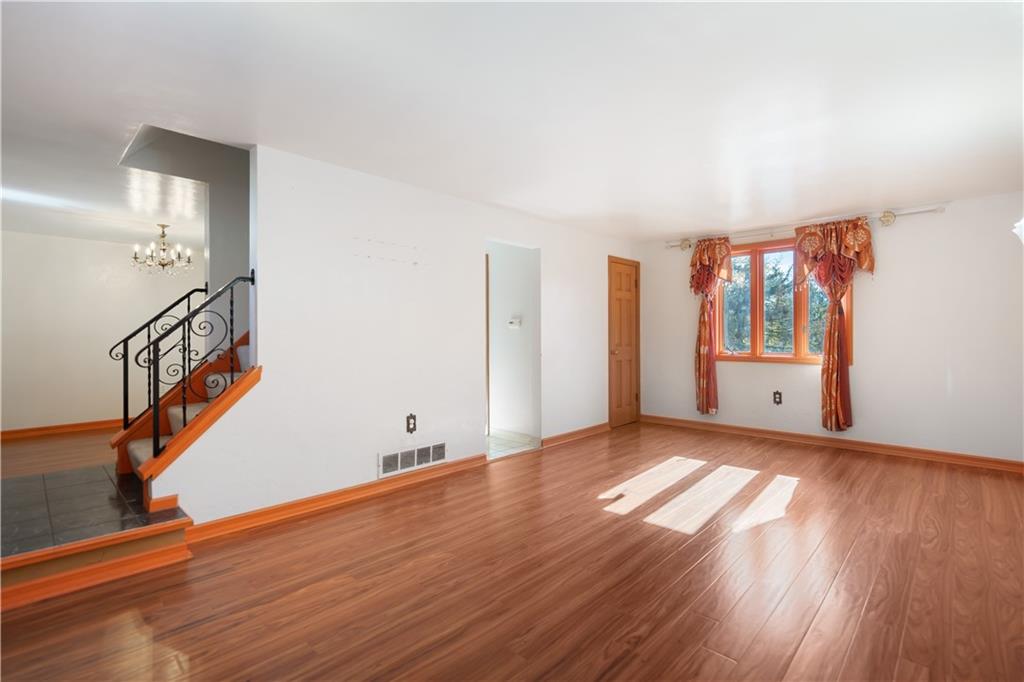1452 Prospect Road Pittsburgh, PA 15227 - Photo 3 of 25 Gallery Image 3