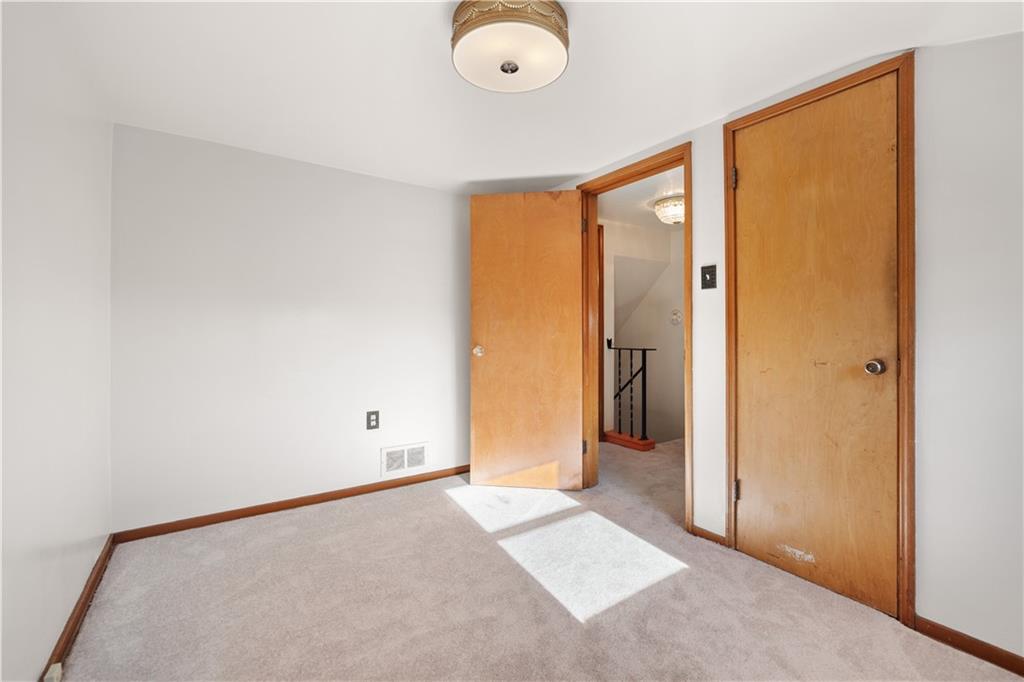 1452 Prospect Road Pittsburgh, PA 15227 - Photo 10 of 25 Gallery Image 10