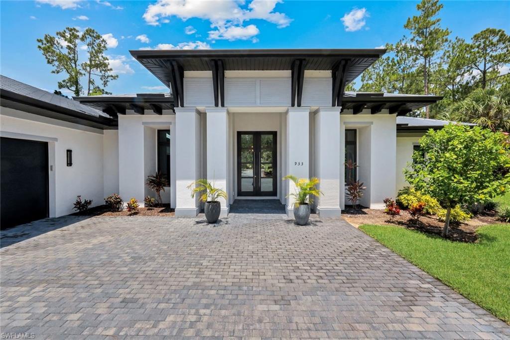933 11th Street Southwest Naples, FL 34117 - Photo 3 of 49