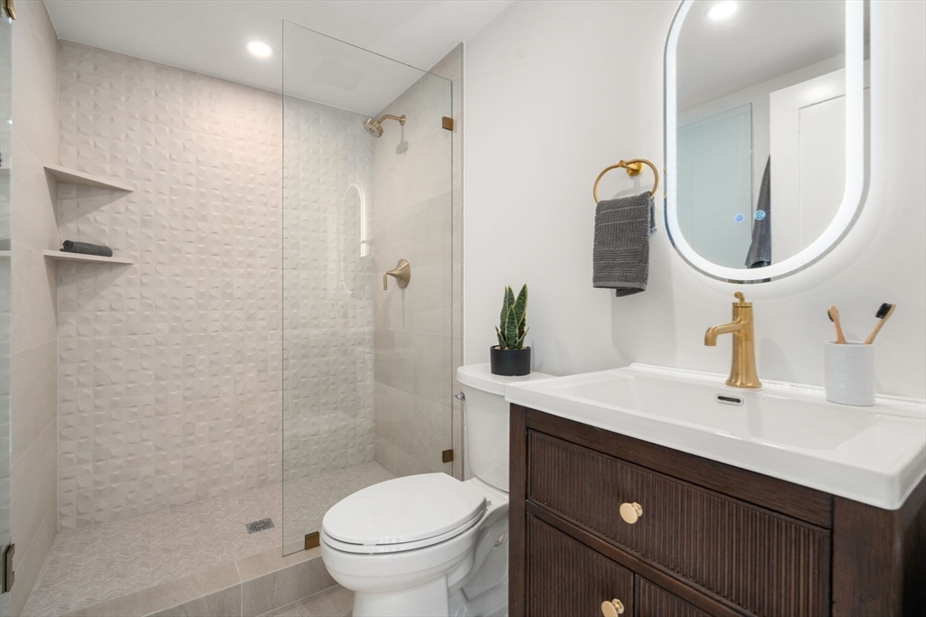 30 Keefe Avenue, Unit 30 Newton, MA 02464 - Photo 27 of 38