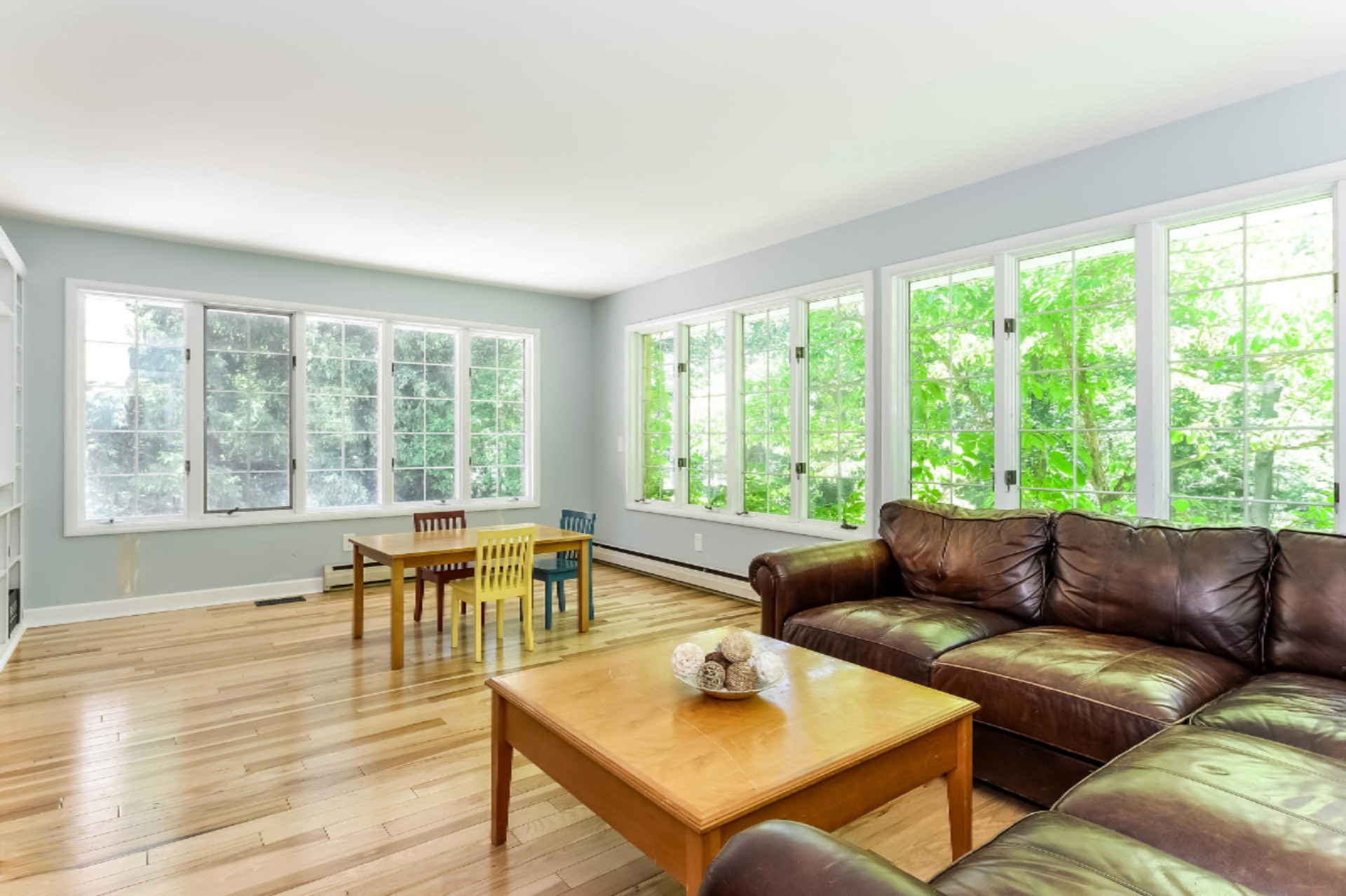 8607 West R Avenue Kalamazoo, MI 49009 - Photo 18 of 42 018-Family_Room-5834472-medium