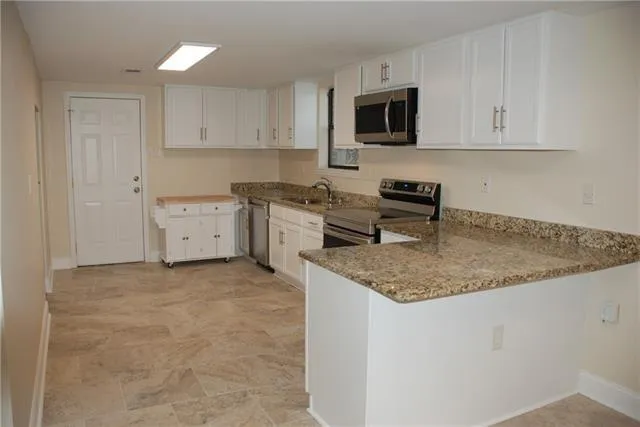 $2,650 | Undisclosed Address, Metairie, LA 70001