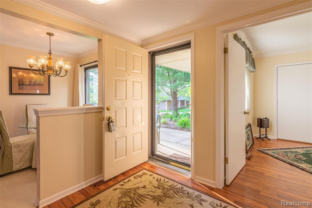975 Wexford Way Rochester Hills, MI 48307 - Photo 6 of 30