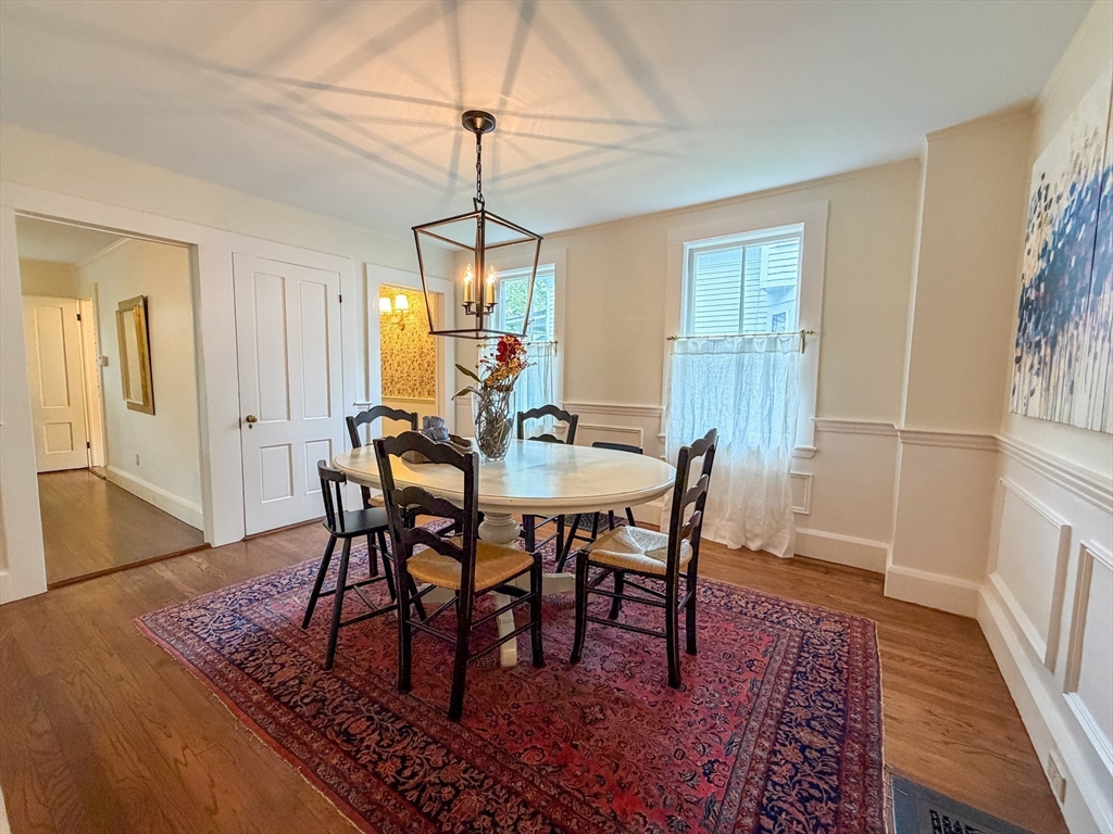 12 Cottage Street Wellesley, MA 02482 - Photo 7 of 14