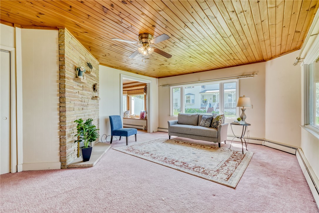 534 Forest Lawn Road Webster, NY 14580 - Photo 13 of 29