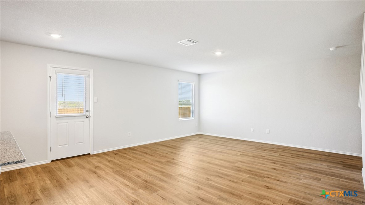 7314 Salmon Creek Road Temple, TX 76502 - Photo 11 of 32 Gallery Image 11