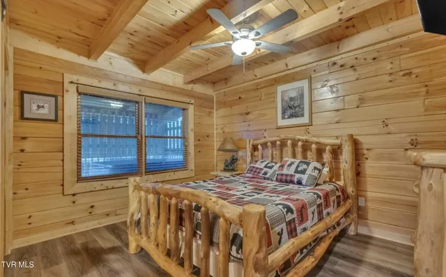 $559,000 | 1815 Trout Way, Sevierville, TN 37862