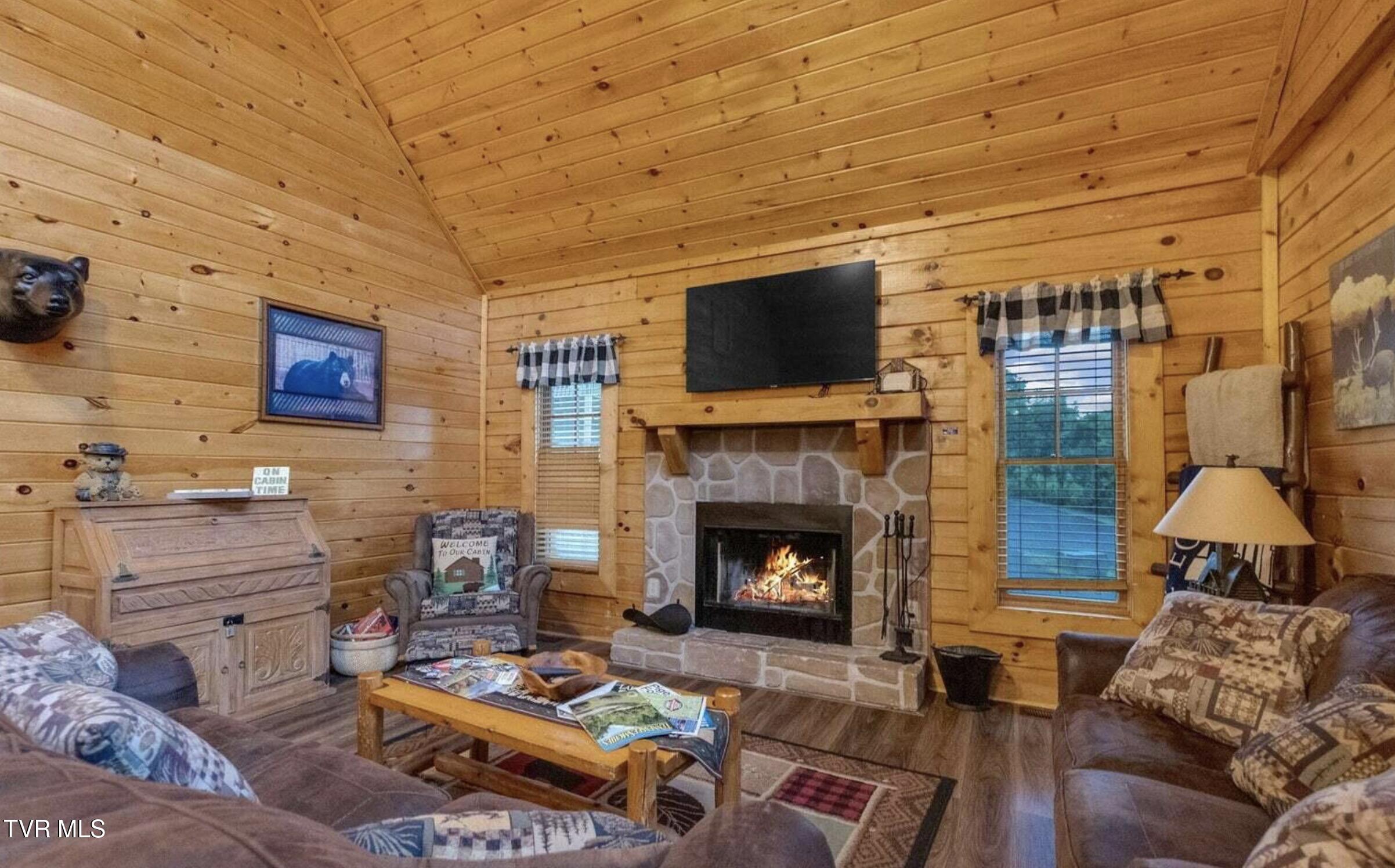 1815 Trout Way Sevierville, TN 37862 - Photo 6 of 25 DJI 10