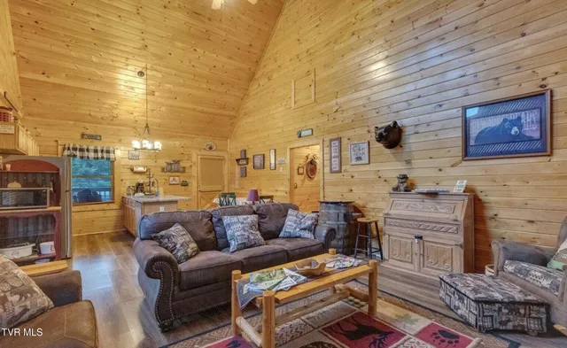 $559,000 | 1815 Trout Way, Sevierville, TN 37862