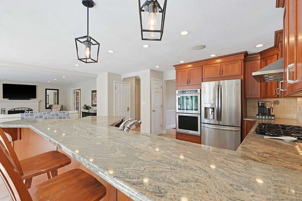 8 Weyman Lane Sharon, MA 02067 - Photo 17 of 42