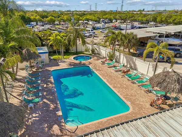 $260,000 | 900 Cove Cay Drive, Unit 5F, Clearwater, FL 33760