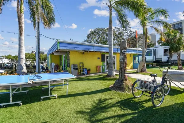 $260,000 | 900 Cove Cay Drive, Unit 5F, Clearwater, FL 33760
