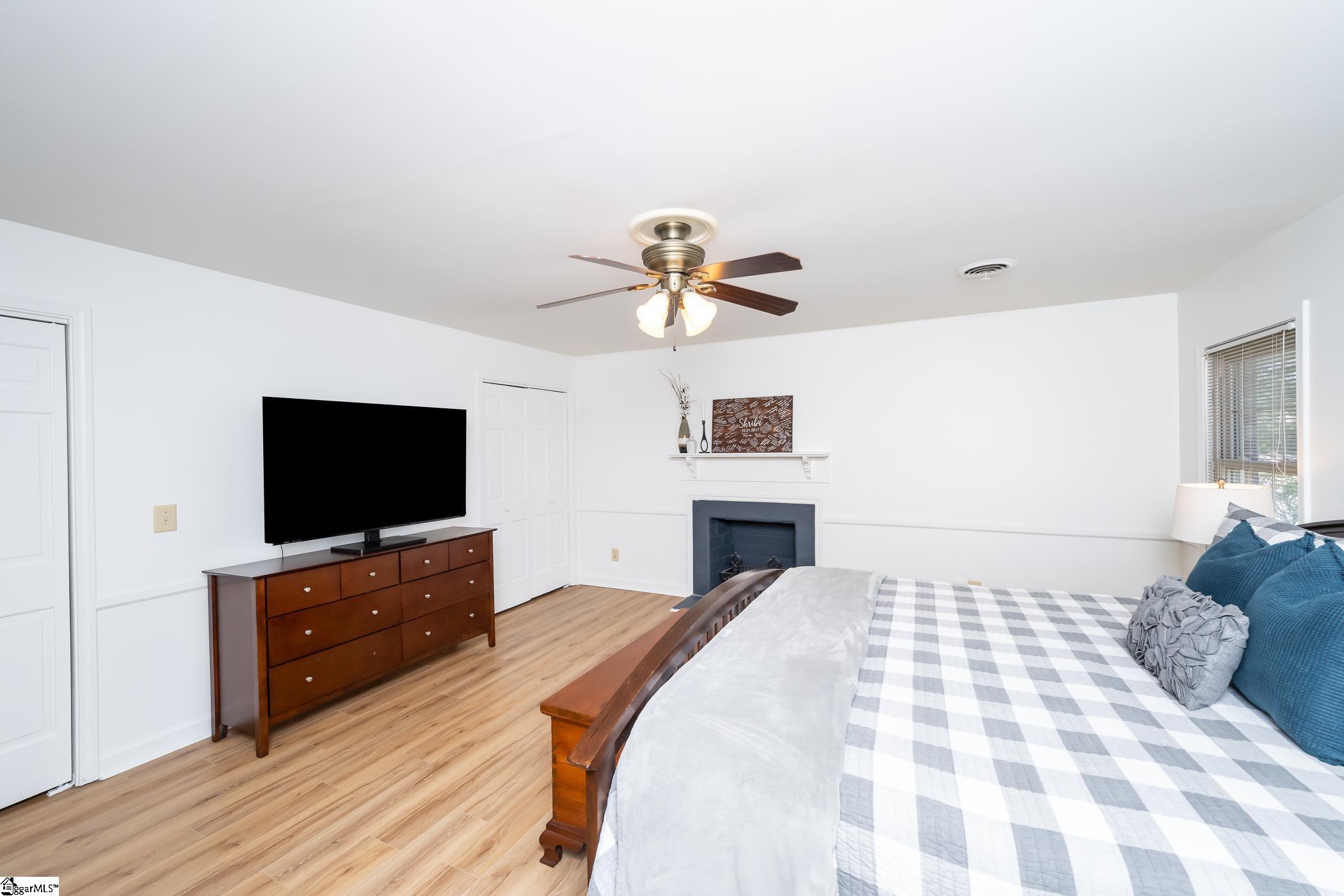 406 Mt Vernon Road Greer, SC 29651 - Photo 20 of 36