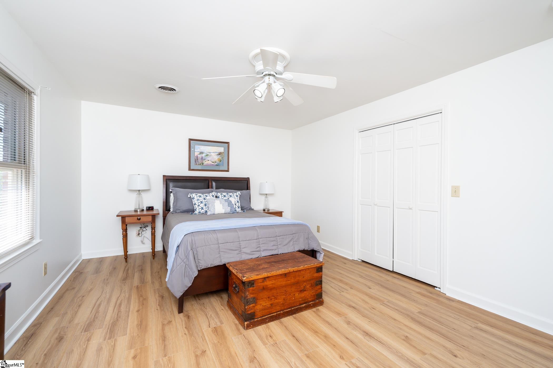 406 Mt Vernon Road Greer, SC 29651 - Photo 28 of 36