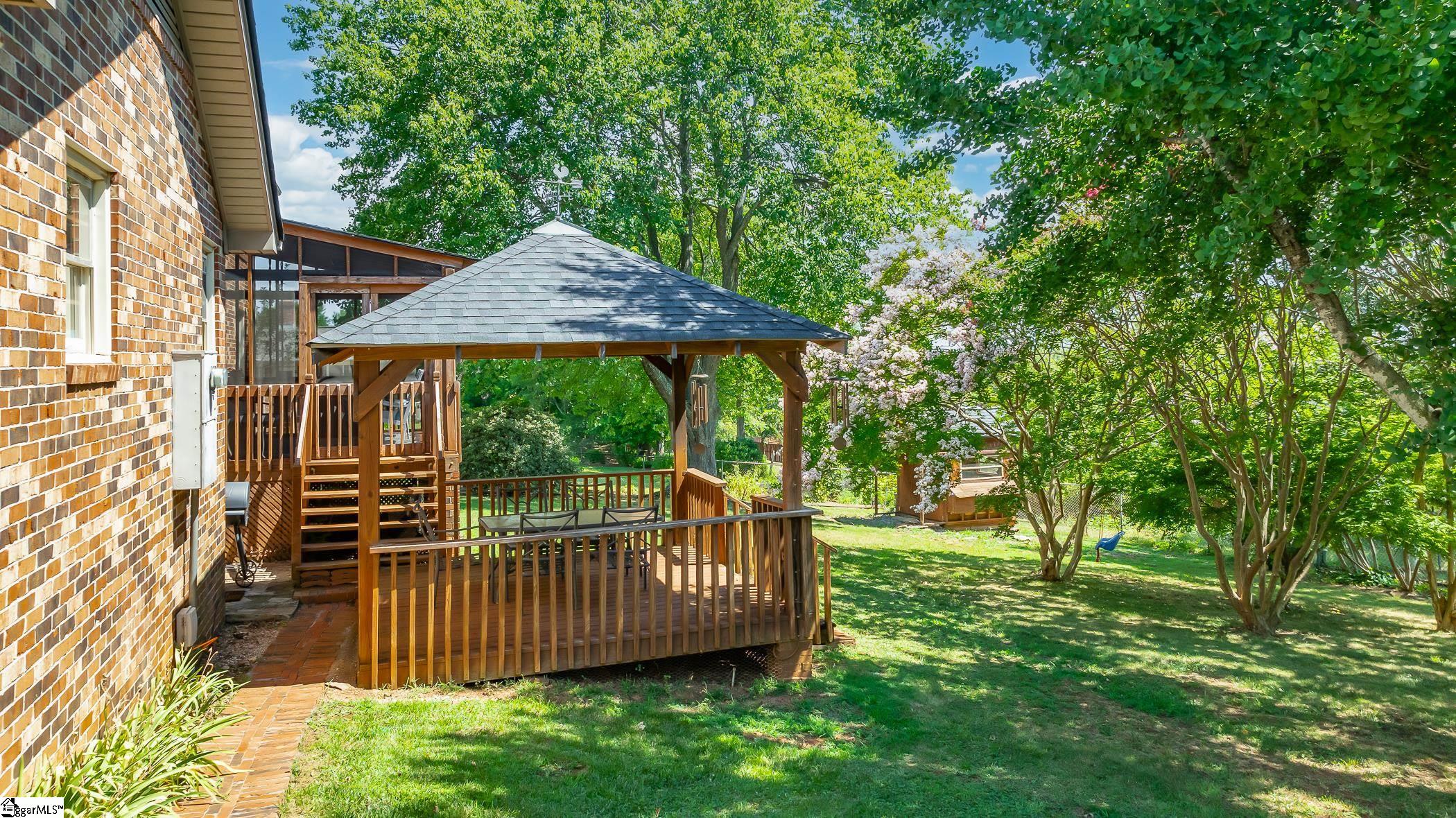 406 Mt Vernon Road Greer, SC 29651 - Photo 31 of 36