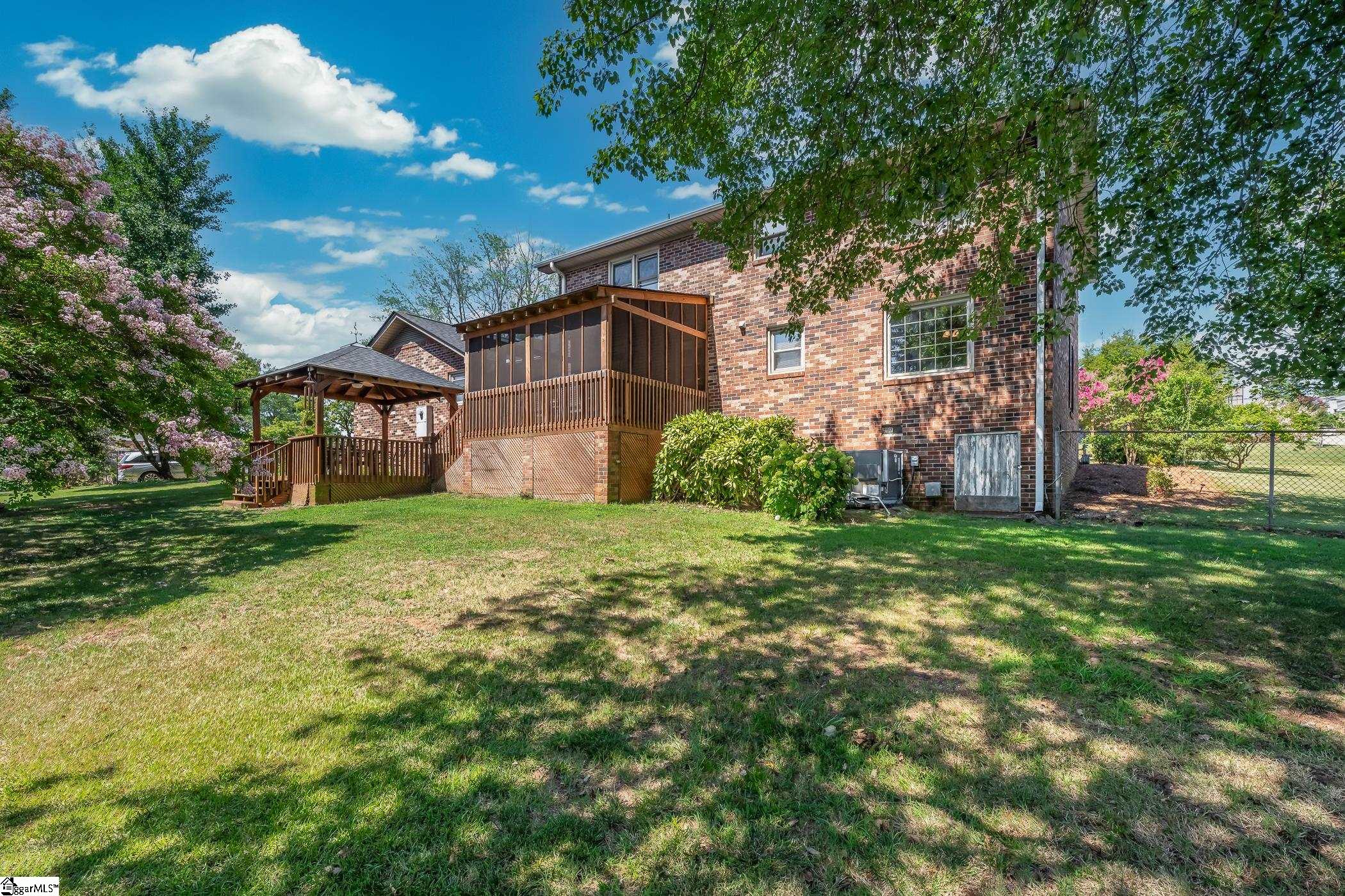 406 Mt Vernon Road Greer, SC 29651 - Photo 32 of 36