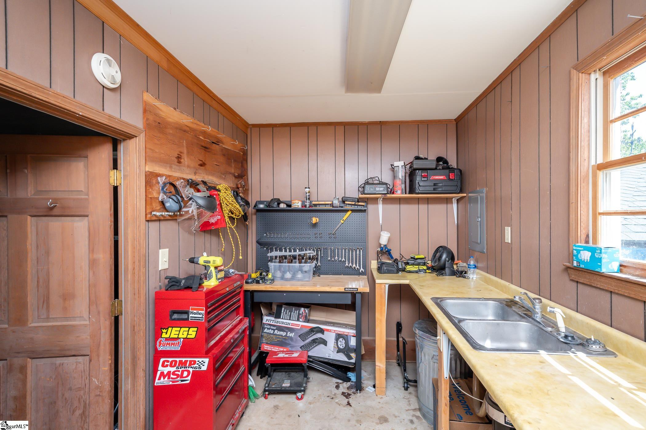 406 Mt Vernon Road Greer, SC 29651 - Photo 34 of 36